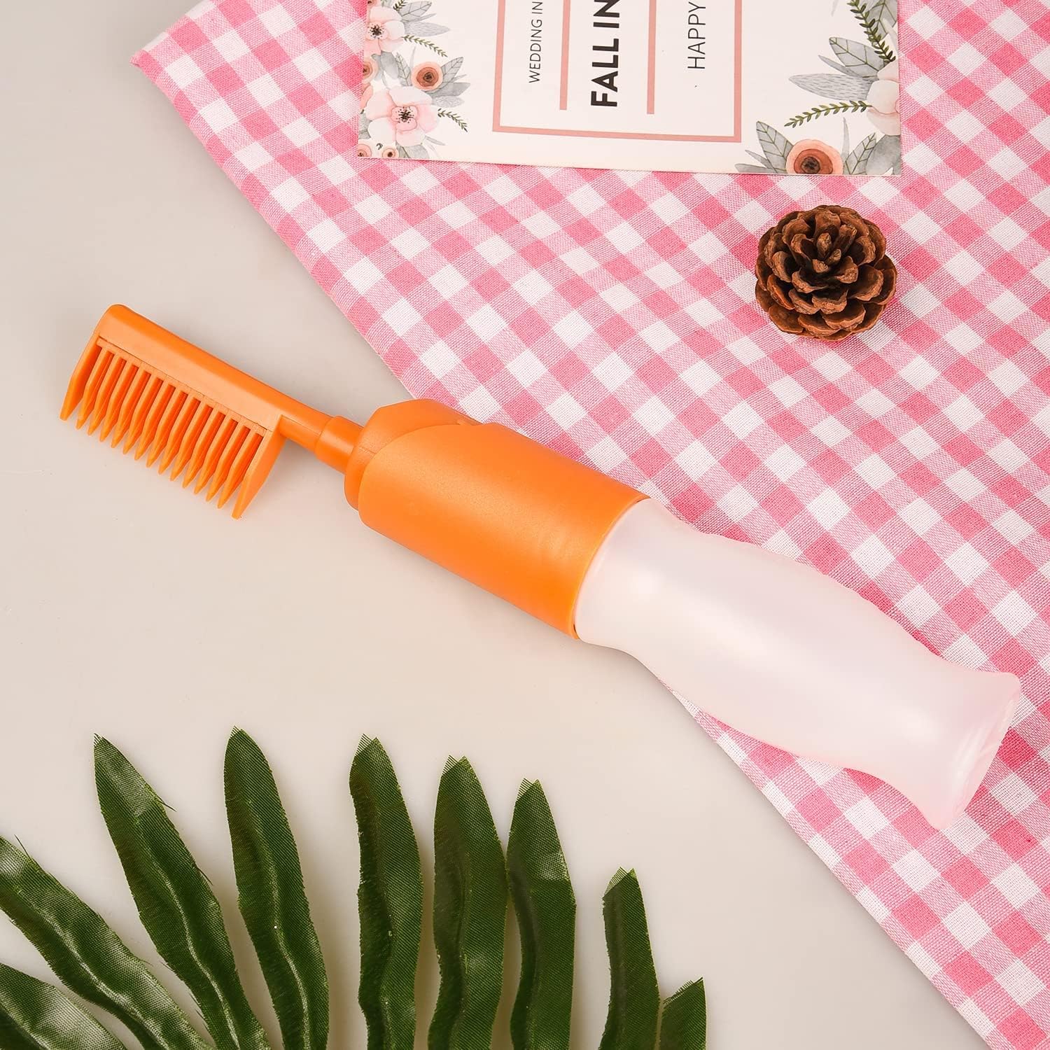 2 in 1 Comb and Oli Despenser - Image 3